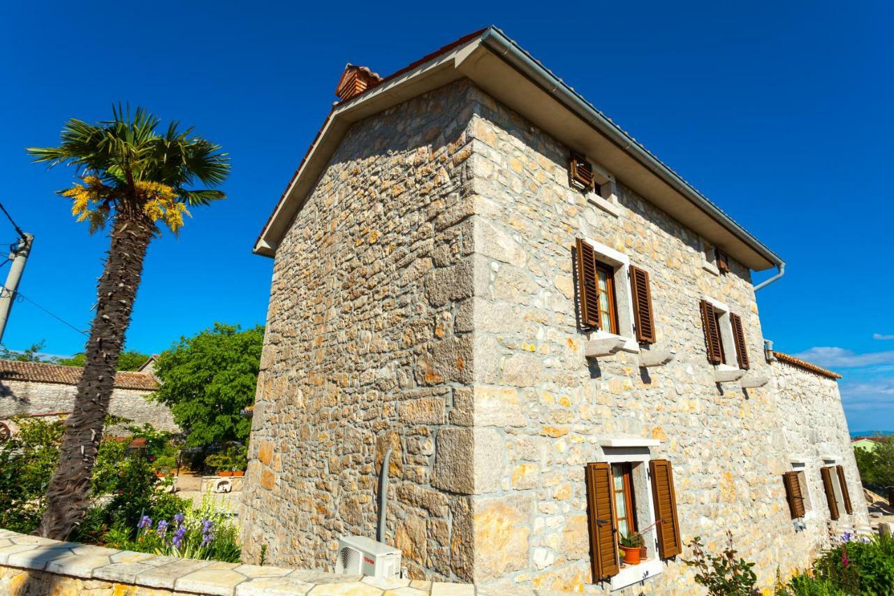 Country Villa St Anton Malinska Exterior photo